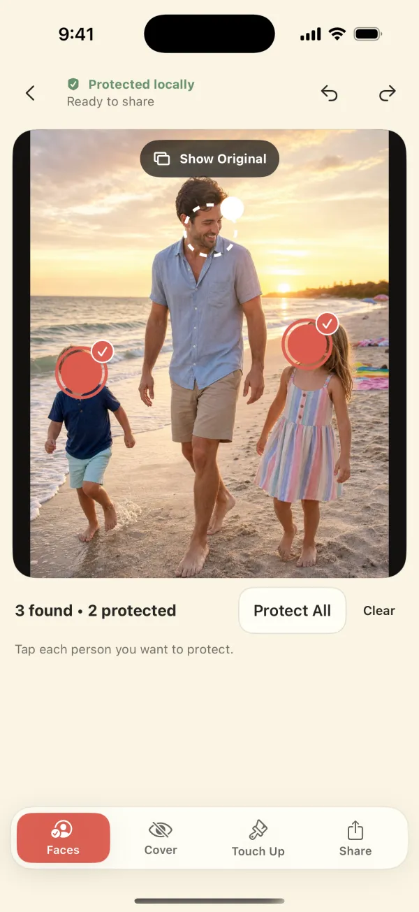 Faces screen: 3 faces found on a beach photo, the two children selected
